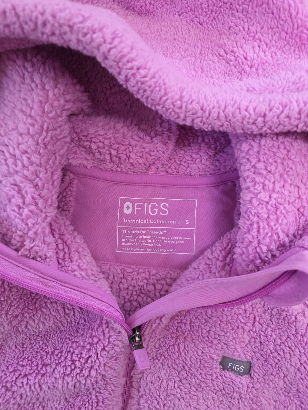 Figs Off Shift Fleece Jacket In Pink Cloud - Picture 2 of 5